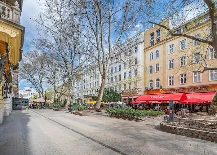 Liszt Ferenc Square Panorama 아파트 부다페스트