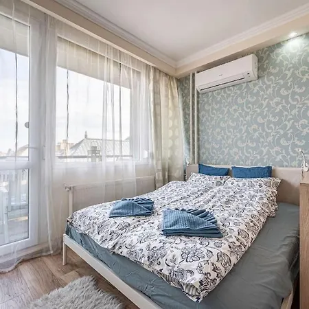 Liszt Ferenc Square Panorama 公寓 *