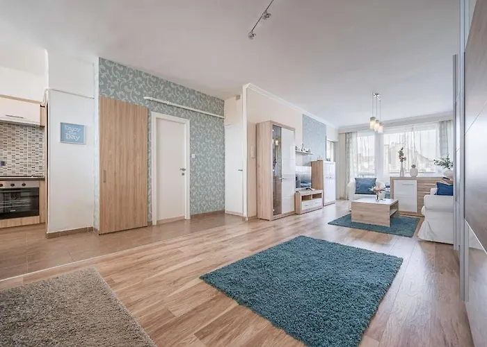 Liszt Ferenc Square Panorama Budapesta