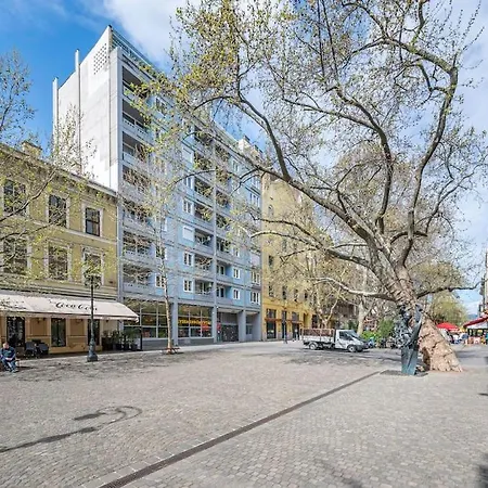 Liszt Ferenc Square Panorama Apartament *
